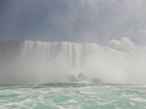 Le Cascate del Niagara viste dal battello